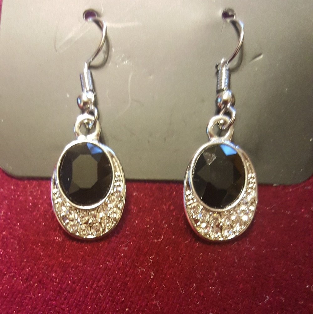 Beautiful Black Gem Earrings
